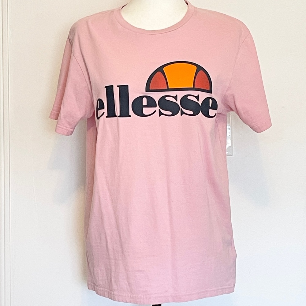 Ellesse Pink Graphic T-Shirt size medium